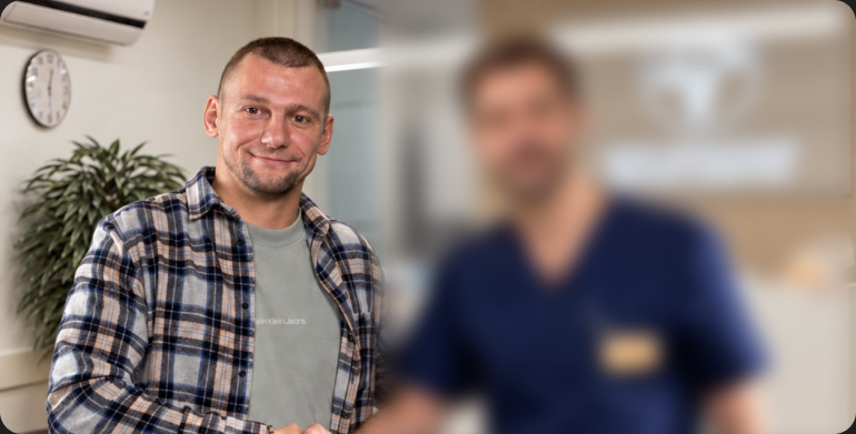Илья Никитенко и главный врач клиники